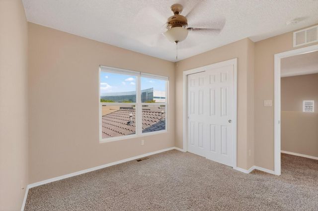 5752 Witkin Street SE, Albuquerque, NM 87106
