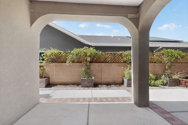 5752 Witkin Street SE, Albuquerque, NM 87106