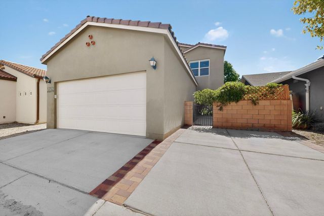 5752 Witkin Street SE, Albuquerque, NM 87106