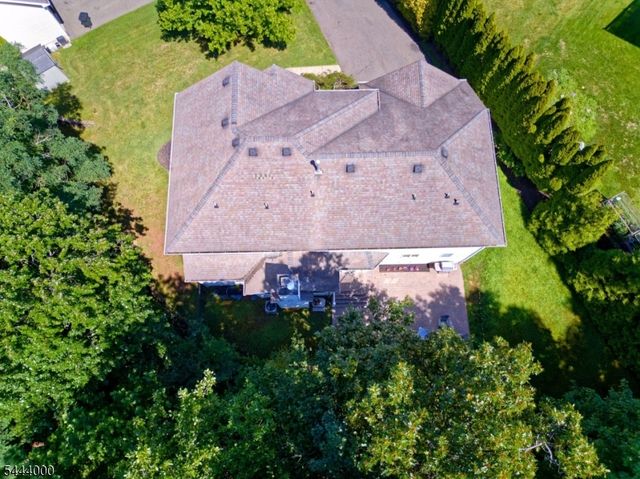 6 Mccune Ct, West Orange Twp., NJ 07052