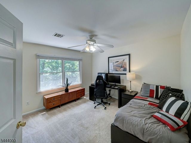 6 Mccune Ct, West Orange Twp., NJ 07052