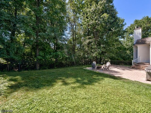 6 Mccune Ct, West Orange Twp., NJ 07052