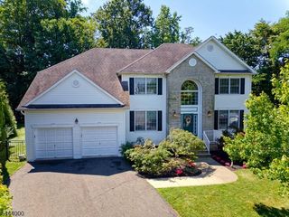 6 Mccune Ct, West Orange Twp., NJ 07052