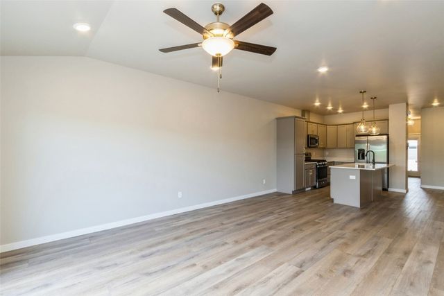 1001 Highland Trail, Solon, IA 52333