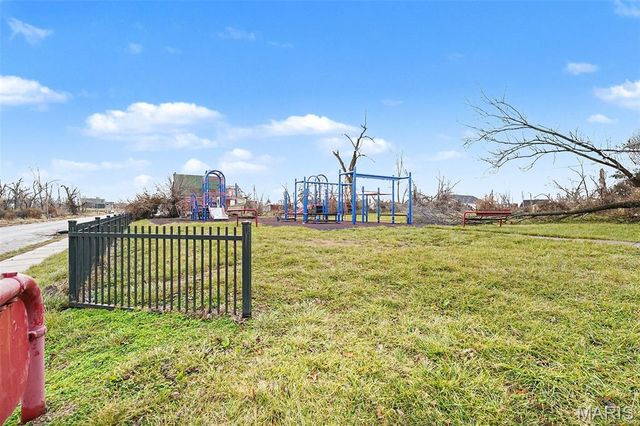 2616 Cora Avenue, St Louis, MO 63113