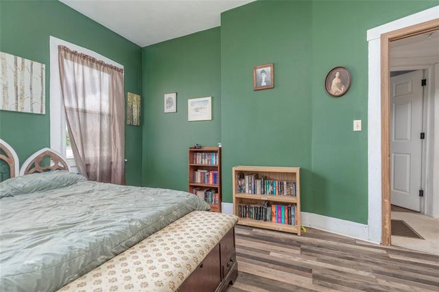 514 S 6th Street, Belleville, IL 62220