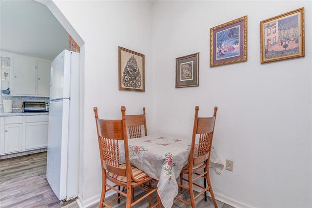 514 S 6th Street, Belleville, IL 62220