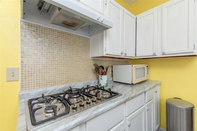 514 S 6th Street, Belleville, IL 62220