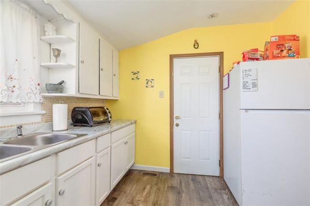 514 S 6th Street, Belleville, IL 62220