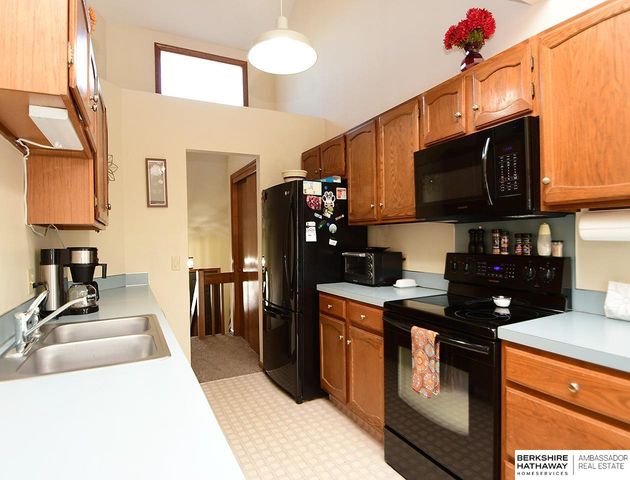 6509 S 108th Avenue, Omaha, NE 68137