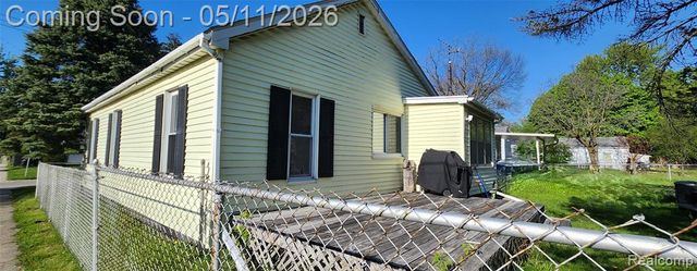 3521 Whitney Avenue, Flint, MI 48503