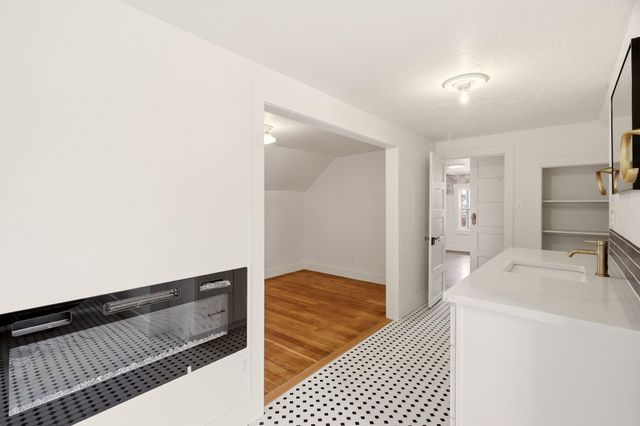 2420 W Maxwell Ave, Spokane, WA 99201