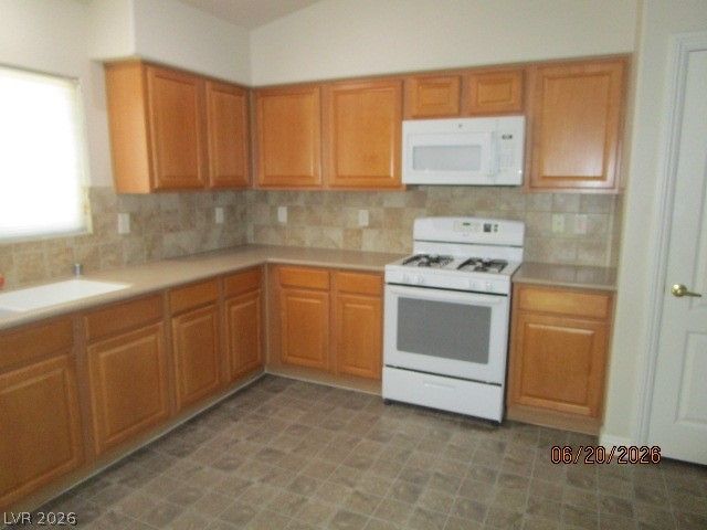 8649 Little Fox Street, Las Vegas, NV 89123