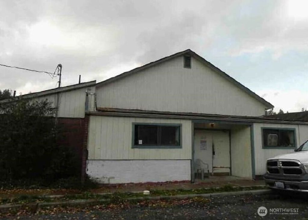 1009 SE 1st Street, Winlock, WA 98596