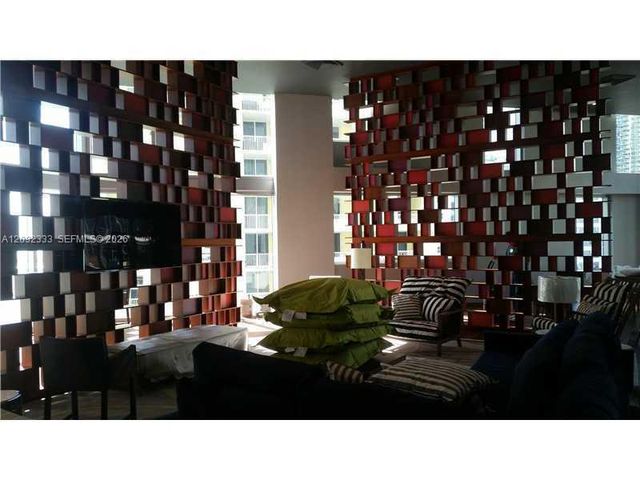 1300 Brickell Bay Drive 2413, Miami, FL 33131