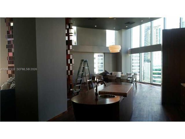 1300 Brickell Bay Drive 2413, Miami, FL 33131