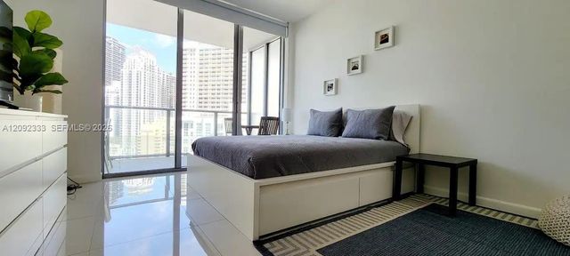 1300 Brickell Bay Drive 2413, Miami, FL 33131