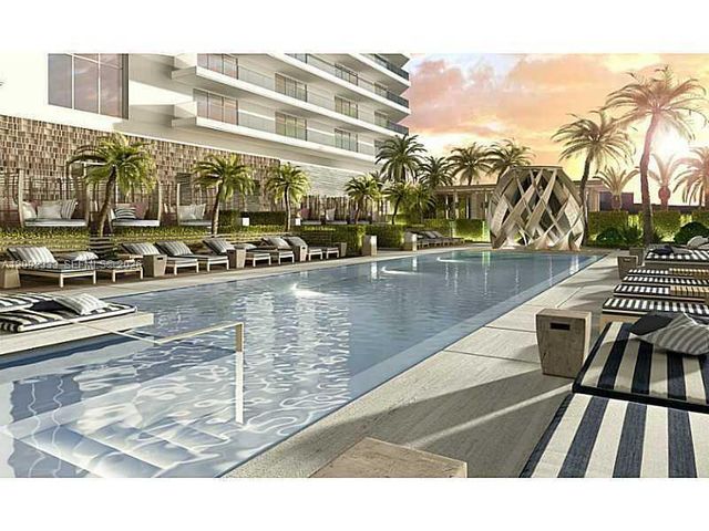 1300 Brickell Bay Drive 2413, Miami, FL 33131