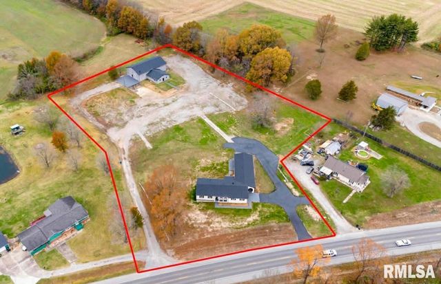 7837 State Highway 37, Benton, IL 62812