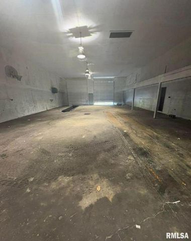 7837 State Highway 37, Benton, IL 62812