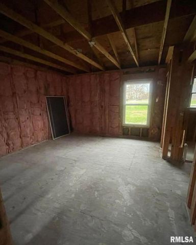 7837 State Highway 37, Benton, IL 62812