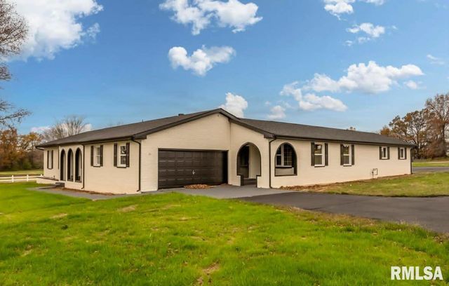 7837 State Highway 37, Benton, IL 62812