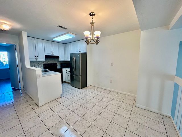 110 Burkhall O, Weymouth, MA 02190