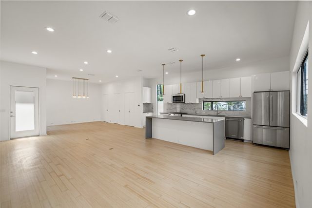 4230 Munger Avenue A, Dallas, TX 75204