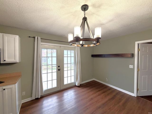 1925 Newton Avenue, Evansville, IN 47715