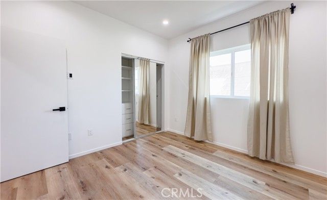 121 S Coronado, Los Angeles, CA 90057