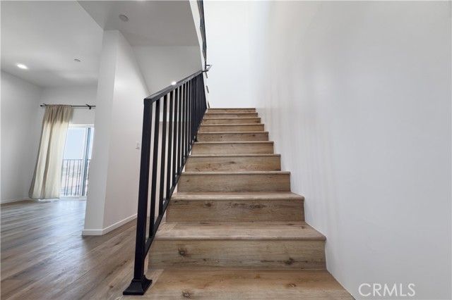 121 S Coronado, Los Angeles, CA 90057