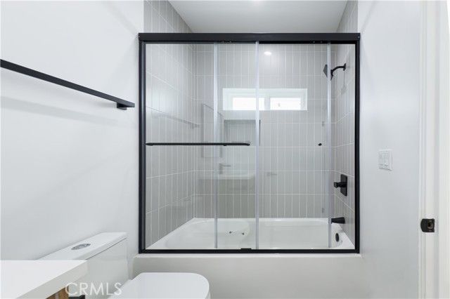 121 S Coronado, Los Angeles, CA 90057