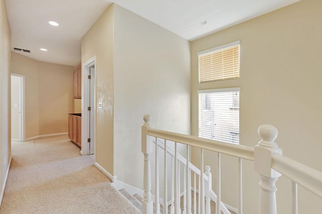 17002 Pecan Hollow Way, Lathrop, CA 95330