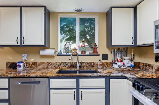 2345 Longbow Dr, Twin Falls, ID 83301
