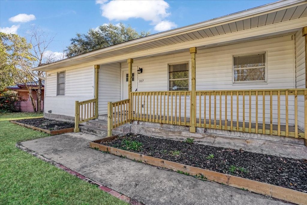 317 Boyd Loop, Bonham, TX 75418