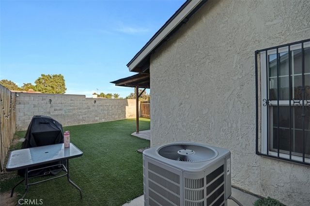 1173 S Cactus, Rialto, CA 92376