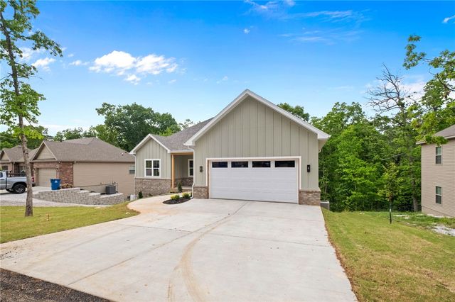 40 Radcliffe Drive, Bella Vista, AR 72714