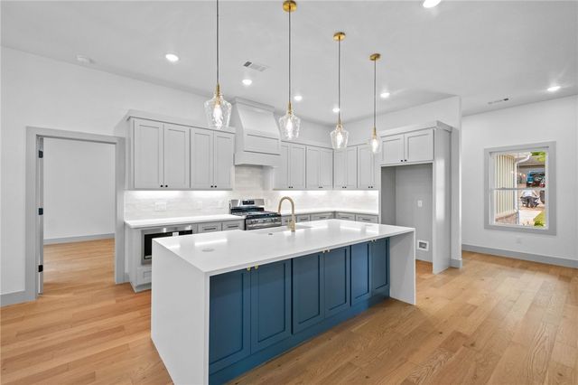 40 Radcliffe Drive, Bella Vista, AR 72714