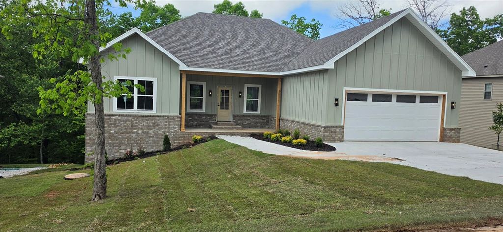40 Radcliffe Drive, Bella Vista, AR 72714