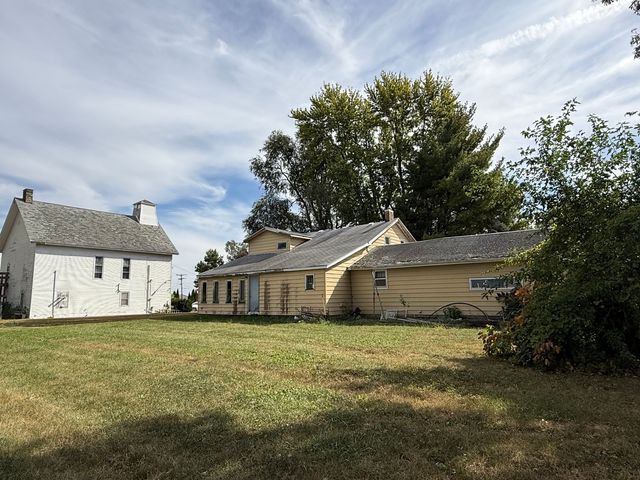 104-106 Gaston Street, Dixon, IL 61021