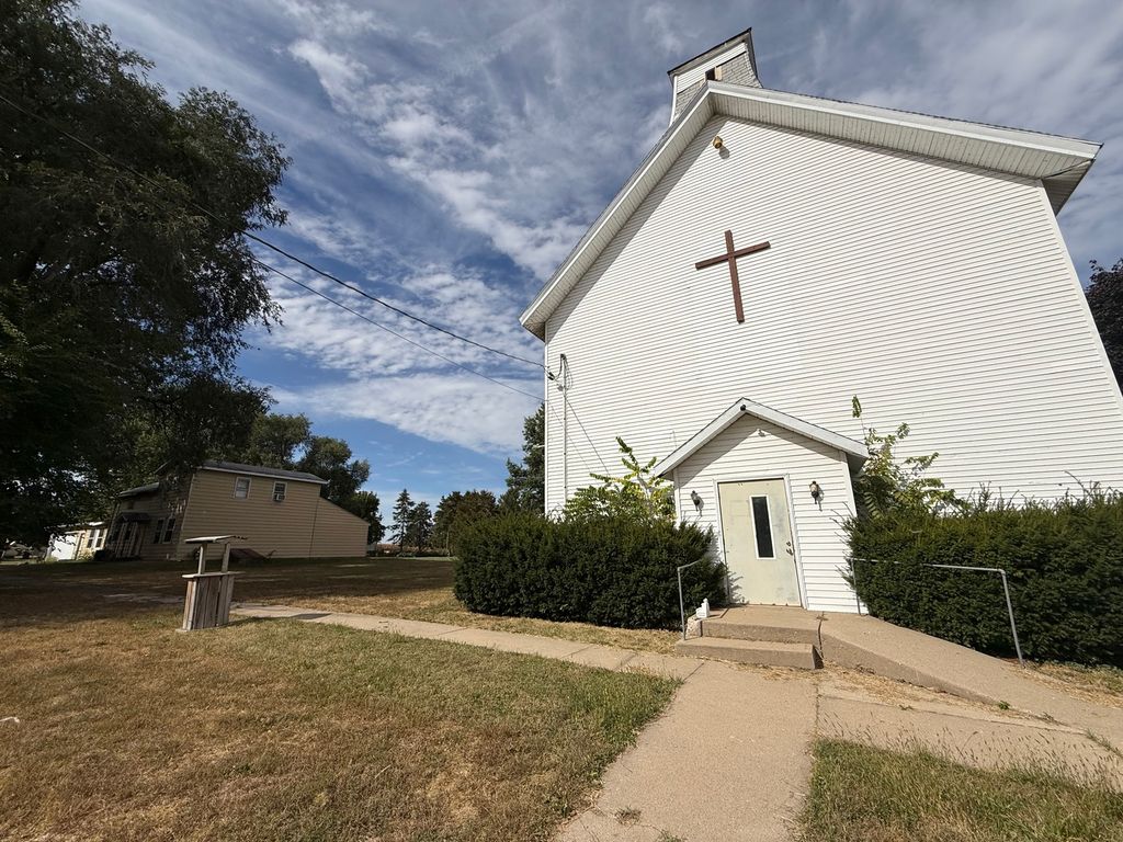 104-106 Gaston Street, Dixon, IL 61021