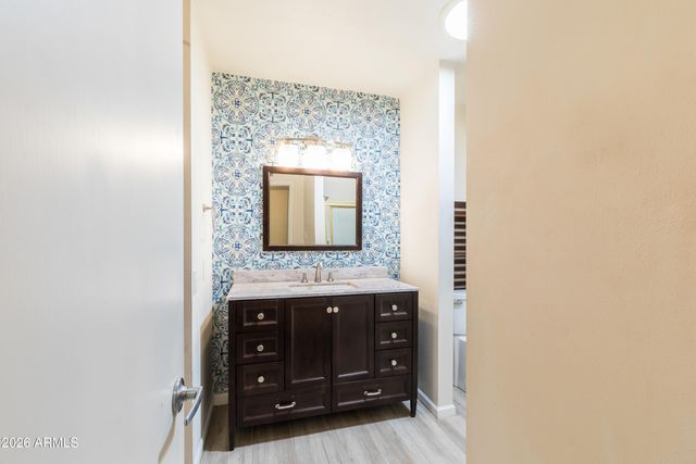 3157 E HAZELWOOD Street, Phoenix, AZ 85016