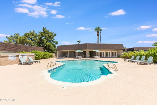 3157 E HAZELWOOD Street, Phoenix, AZ 85016