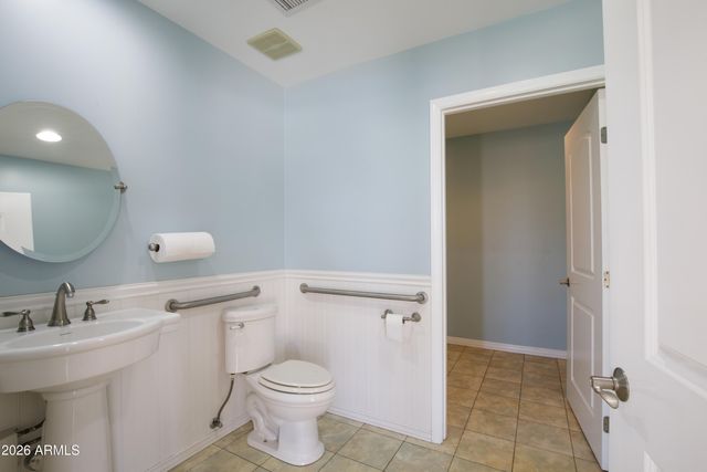 3157 E HAZELWOOD Street, Phoenix, AZ 85016