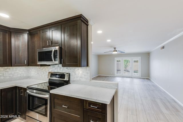 3157 E HAZELWOOD Street, Phoenix, AZ 85016