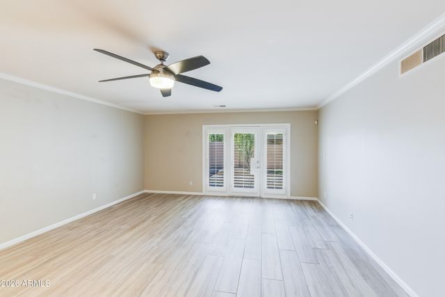 3157 E HAZELWOOD Street, Phoenix, AZ 85016