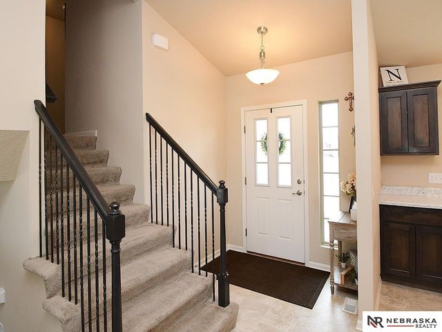 7405 N 144th Avenue, Omaha, NE 68007