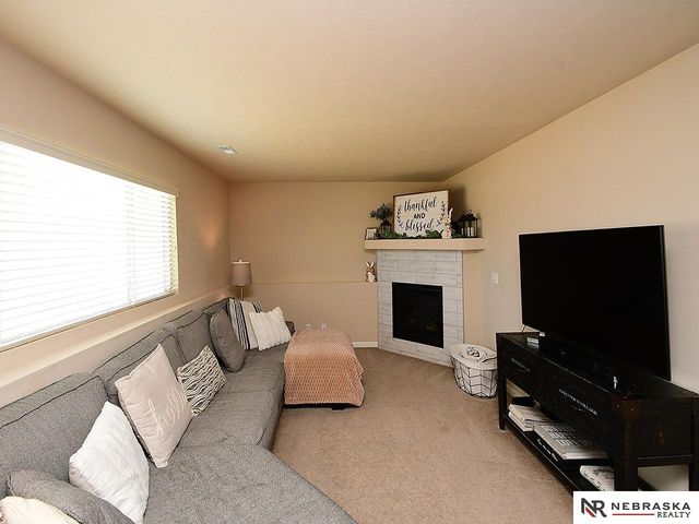 7405 N 144th Avenue, Omaha, NE 68007