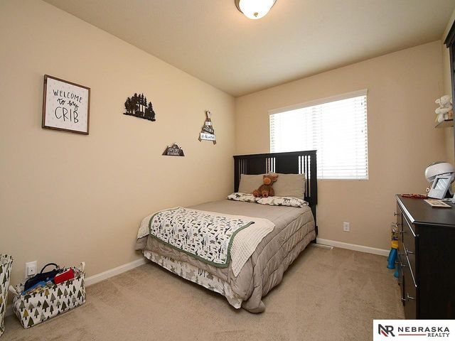 7405 N 144th Avenue, Omaha, NE 68007