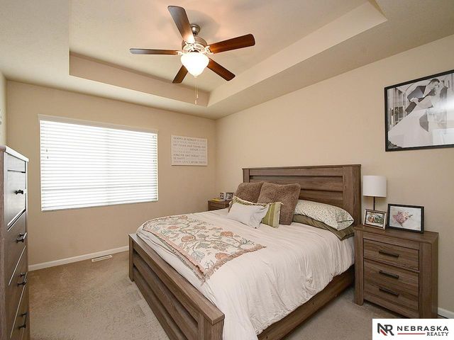 7405 N 144th Avenue, Omaha, NE 68007